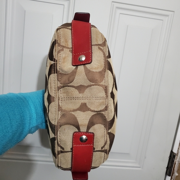 COACH F12657 Red Zoe Signature Medium Hobo Bag EUC - Picture 9 of 12